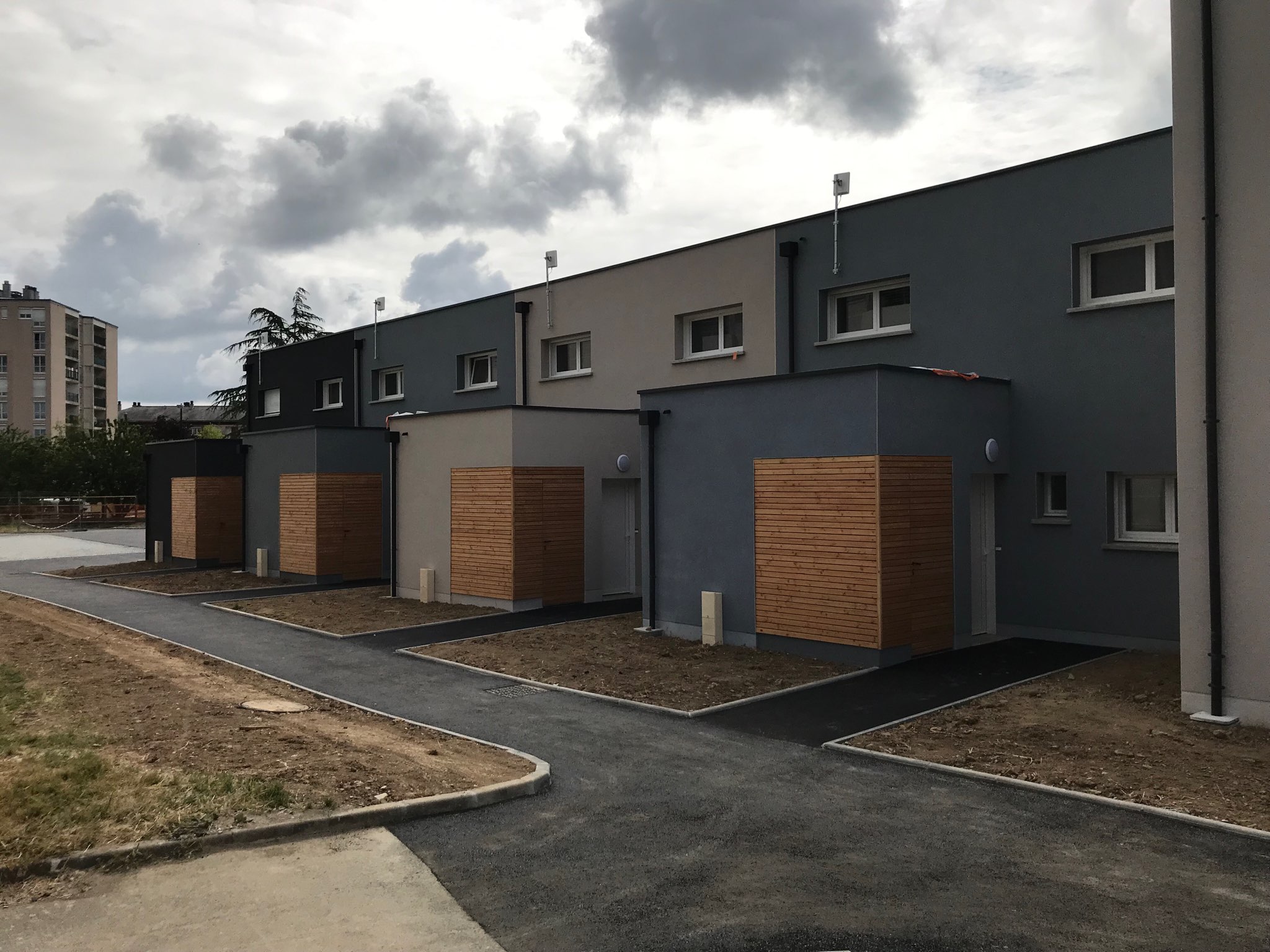 Eurl Lionel Gilot Charpentier Laval Photo Local Velo Bois 1